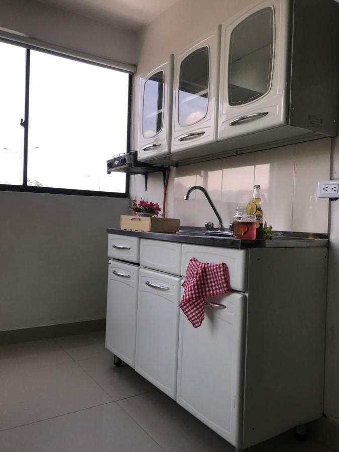 ميديلين Hotel Bulerias 33 المظهر الخارجي الصورة