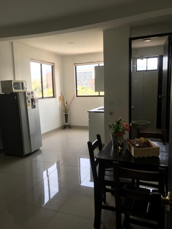 ميديلين Hotel Bulerias 33 المظهر الخارجي الصورة