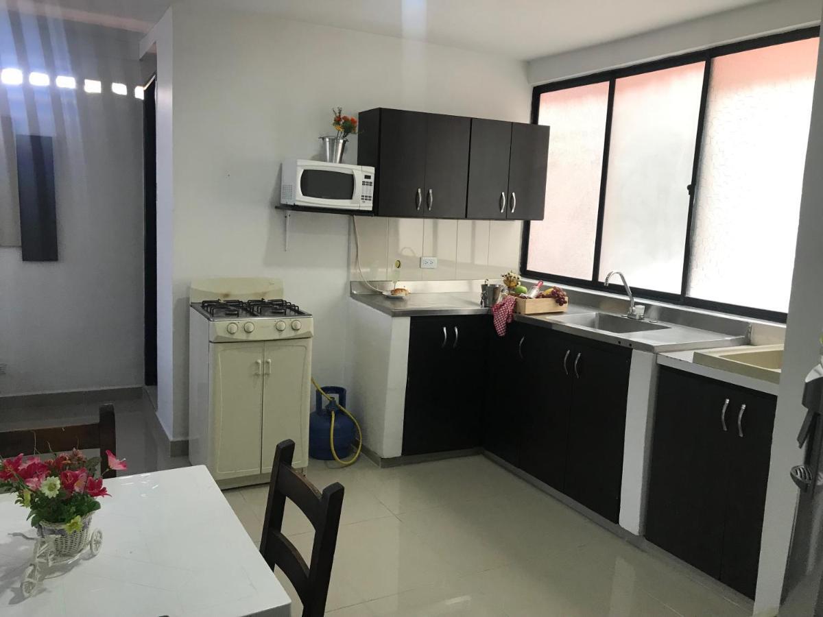 ميديلين Hotel Bulerias 33 المظهر الخارجي الصورة
