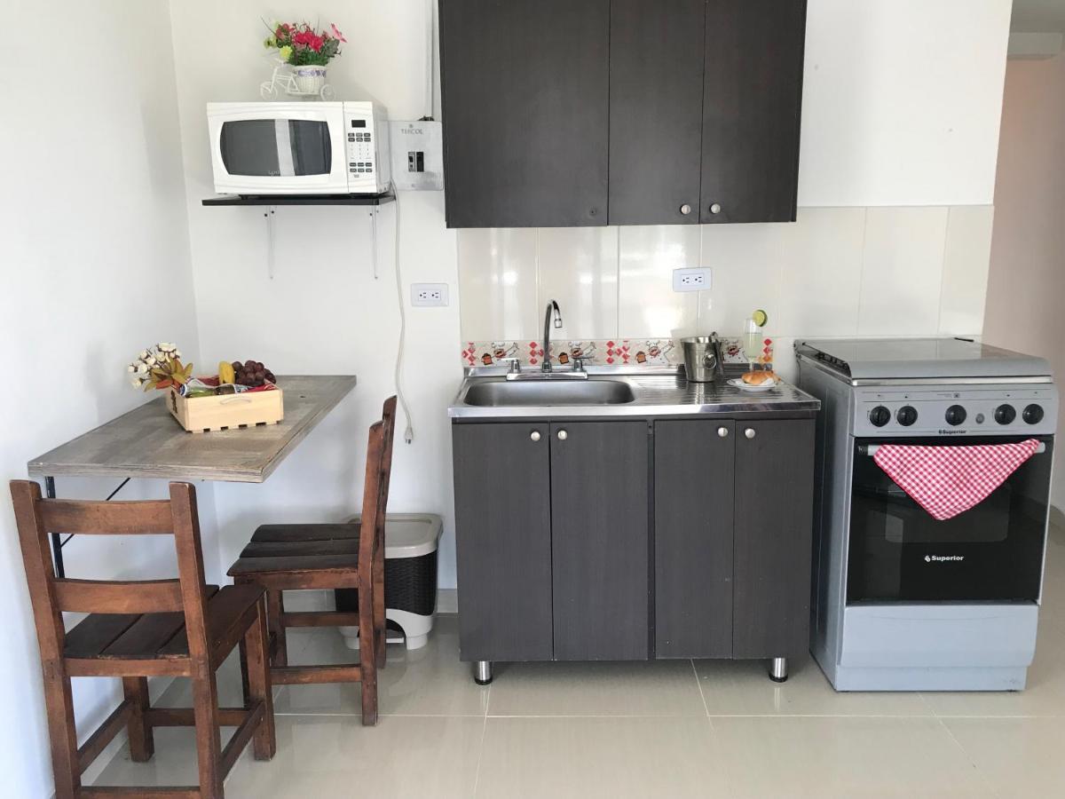 ميديلين Hotel Bulerias 33 المظهر الخارجي الصورة