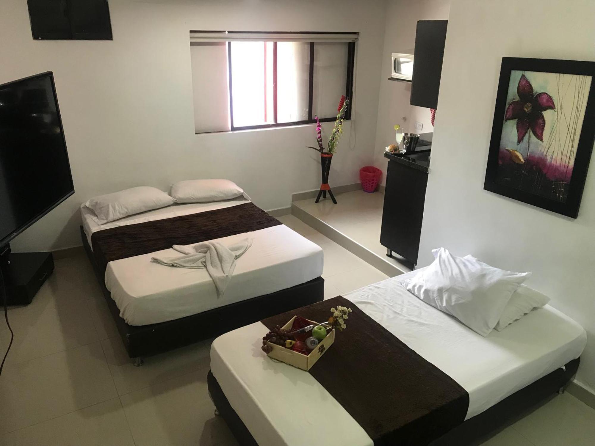 ميديلين Hotel Bulerias 33 المظهر الخارجي الصورة